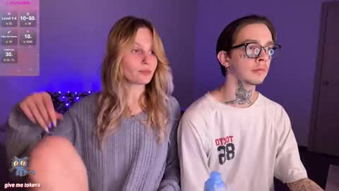 Snapshot of worldofllove chatting on January 24, 2025, 6:46 pm Arnika and Simon online show from January 24, 2025, 6:46 pm