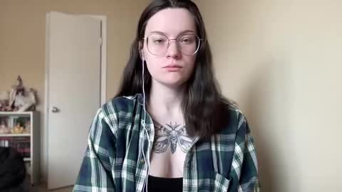 Snapshot of worship_lucina chatting on January 13, 2025, 3:26 pm Lucina online show from January 13, 2025, 3:26 pm