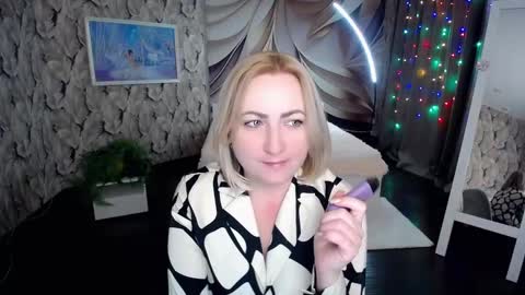 Snapshot of wow_co chatting on January 14, 2025, 5:23 pm wow_co online show from January 14, 2025, 5:23 pm