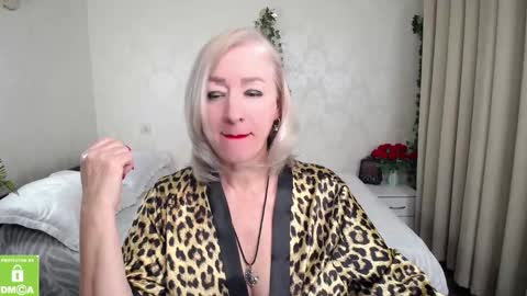 Snapshot of wow_co chatting on February 16, 2026, 5:20 pm wow_co online show from February 16, 2026, 5:20 pm