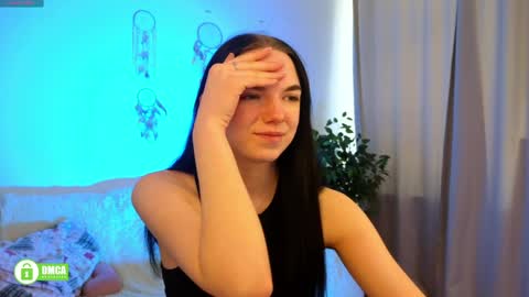 Evelin online show from April 9, 2026, 11:48 am