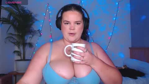 Snapshot of wow_its_kaitlyn chatting on October 14, 2025, 11:11 am Kaitlyn xx online show from October 14, 2025, 11:11 am