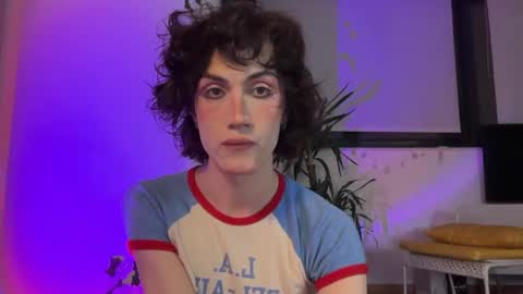 Glen online show from February 5, 2026, 8:24 pm