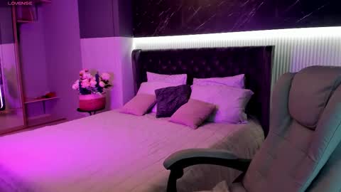 Maya online show from November 5, 2025, 12:43 am