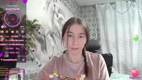 Snapshot of wow_porno_ chatting on December 3, 2024, 11:44 am Anna  online show from December 3, 2024, 11:44 am