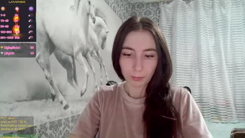 Snapshot of wow_porno_ chatting on February 26, 2025, 5:39 pm Anna  online show from February 26, 2025, 5:39 pm