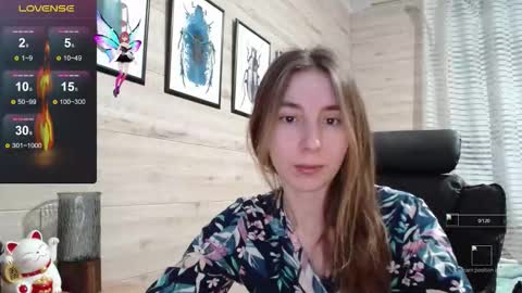 Anna  online show from October 28, 2025, 1:36 pm