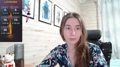 Anna  online show from October 29, 2025, 11:45 am