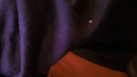 wrangleat0r online show from December 23, 2025, 2:31 am