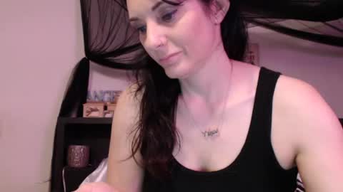 Snapshot of wrenleigh chatting on June 21, 2026, 4:48 am Crystal Lake online show from June 21, 2026, 4:48 am