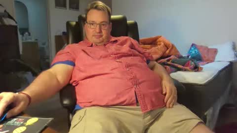 Snapshot of wvalentin0 chatting on January 9, 2026, 11:39 pm Wren online show from January 9, 2026, 11:39 pm