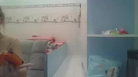 Snapshot of wwetpusy chatting on December 17, 2025, 10:21 am wwetpusy online show from December 17, 2025, 10:21 am