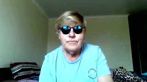 Snapshot of wwwwio chatting on June 8, 2026, 12:25 am wwwwio online show from June 8, 2026, 12:25 am