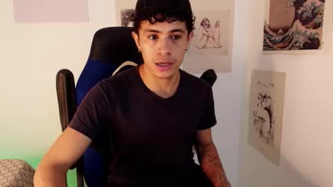 Snapshot of wyatt_444 chatting on October 29, 2025, 10:22 pm wyatt online show from October 29, 2025, 10:22 pm