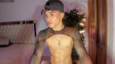 Snapshot of wyatt_rose chatting on November 16, 2025, 3:56 am wyatt online show from November 16, 2025, 3:56 am