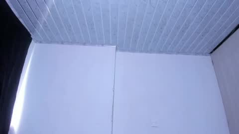 wyatt_smith71 online show from May 4, 2026, 5:42 pm