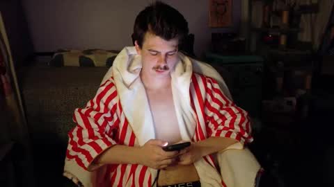 Wyatt online show from November 4, 2025, 2:43 am