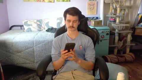 Wyatt online show from November 14, 2025, 7:12 pm