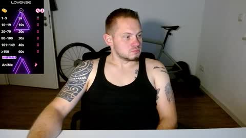 x19marco93x online show from November 15, 2025, 7:10 pm