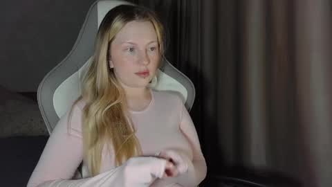 eva online show from April 14, 2026, 5:41 pm