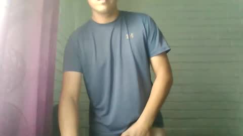 Snapshot of x_andrescam chatting on April 18, 2026, 5:50 pm x_andrescam online show from April 18, 2026, 5:50 pm