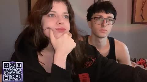 Philipp and Este online show from September 20, 2025, 10:49 am