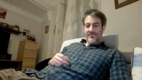 xalegarmax online show from February 5, 2026, 10:03 pm