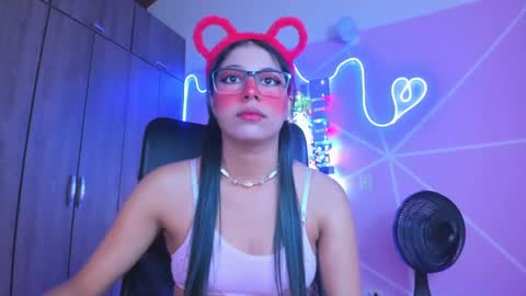 XALLYSONX online show from February 10, 2025, 11:15 am