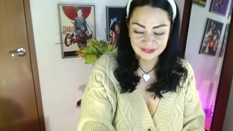 Snapshot of xamara1124 chatting on January 5, 2025, 9:47 pm XAMARA1124 online show from January 5, 2025, 9:47 pm