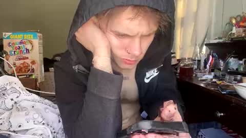 Snapshot of xander0zzz chatting on February 1, 2026, 3:32 pm xander0zzz online show from February 1, 2026, 3:32 pm