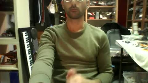 Snapshot of xander4369 chatting on March 4, 2025, 5:24 pm xander4369 online show from March 4, 2025, 5:24 pm