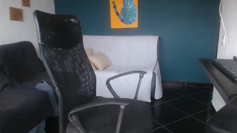 Snapshot of xander_bigcock chatting on January 3, 2025, 7:07 pm Daniel online show from January 3, 2025, 7:07 pm