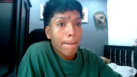 Snapshot of xander_bonnet1 chatting on January 18, 2025, 10:28 pm Xander bonnet online show from January 18, 2025, 10:28 pm