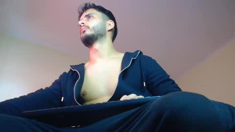Snapshot of xandercagex chatting on January 31, 2025, 8:32 am XanderCageX online show from January 31, 2025, 8:32 am