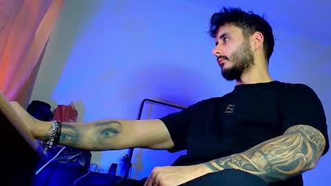 Snapshot of xandercagex chatting on December 18, 2025, 8:20 am XanderCageX online show from December 18, 2025, 8:20 am