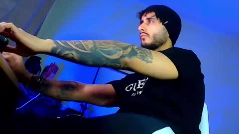 Snapshot of xandercagex chatting on January 5, 2026, 11:19 pm XanderCageX online show from January 5, 2026, 11:19 pm