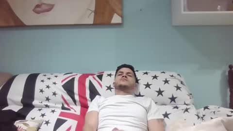 Snapshot of xanderdi chatting on April 15, 2026, 9:59 pm xanderdi online show from April 15, 2026, 9:59 pm