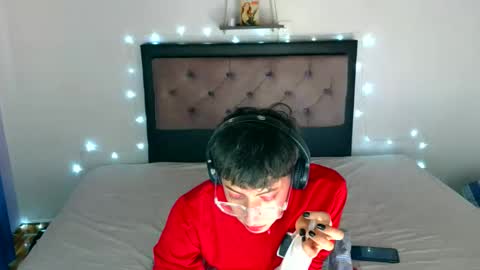 Snapshot of xangel__dustx chatting on January 6, 2026, 1:37 pm xangel__dustx online show from January 6, 2026, 1:37 pm