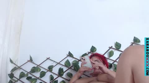       S A R A      100K followers online show from March 10, 2025, 2:50 am