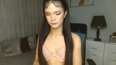 Snapshot of xasian_dollx chatting on July 11, 2026, 6:38 am ELLA online show from July 11, 2026, 6:38 am