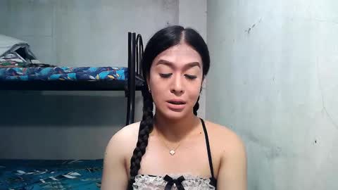 Snapshot of xasianbigcumx chatting on January 8, 2025, 1:32 am xasianbigcumx online show from January 8, 2025, 1:32 am
