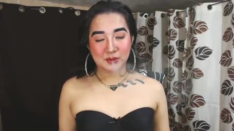 Snapshot of xasianempressx chatting on January 23, 2025, 8:56 pm Nira NOT INTO CHEAP GUYS online show from January 23, 2025, 8:56 pm