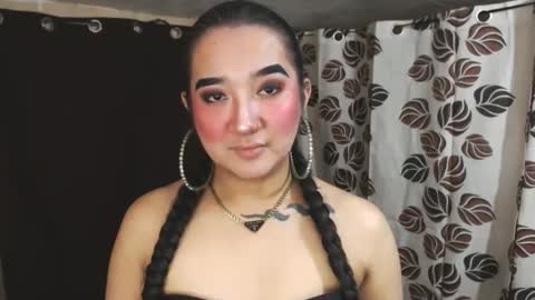 Snapshot of xasianempressx chatting on January 31, 2025, 8:01 pm Nira NOT INTO CHEAP GUYS online show from January 31, 2025, 8:01 pm