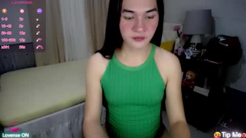 xasiantrnaslover online show from November 30, 2025, 11:53 pm