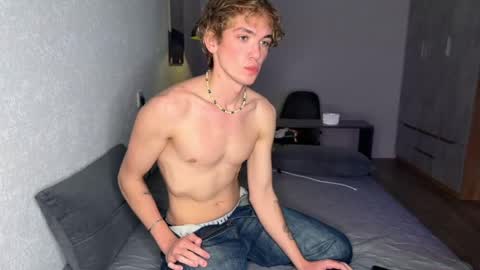 Snapshot of xavier_200 chatting on April 18, 2026, 7:07 pm Xavier PVT open online show from April 18, 2026, 7:07 pm