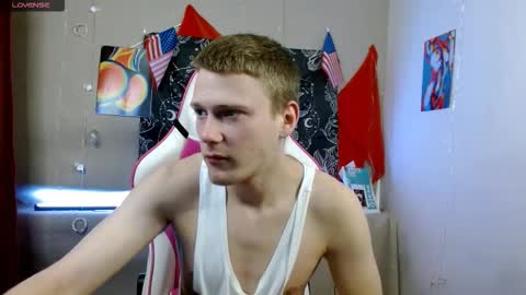 xavier_night81 online show from November 14, 2025, 9:08 am