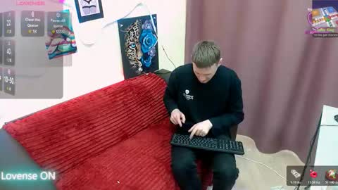 xavier_night81 online show from December 15, 2025, 11:14 am