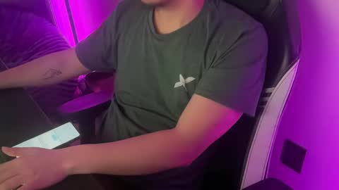 Snapshot of xburst chatting on February 18, 2025, 12:48 am xburst online show from February 18, 2025, 12:48 am