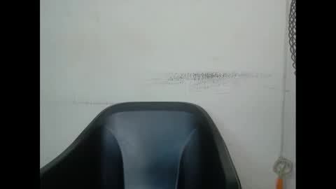 Snapshot of xcreamypussy chatting on December 25, 2024, 5:05 am xcreamypussy online show from December 25, 2024, 5:05 am