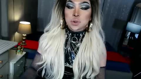 Zhavia online show from October 30, 2025, 7:36 pm